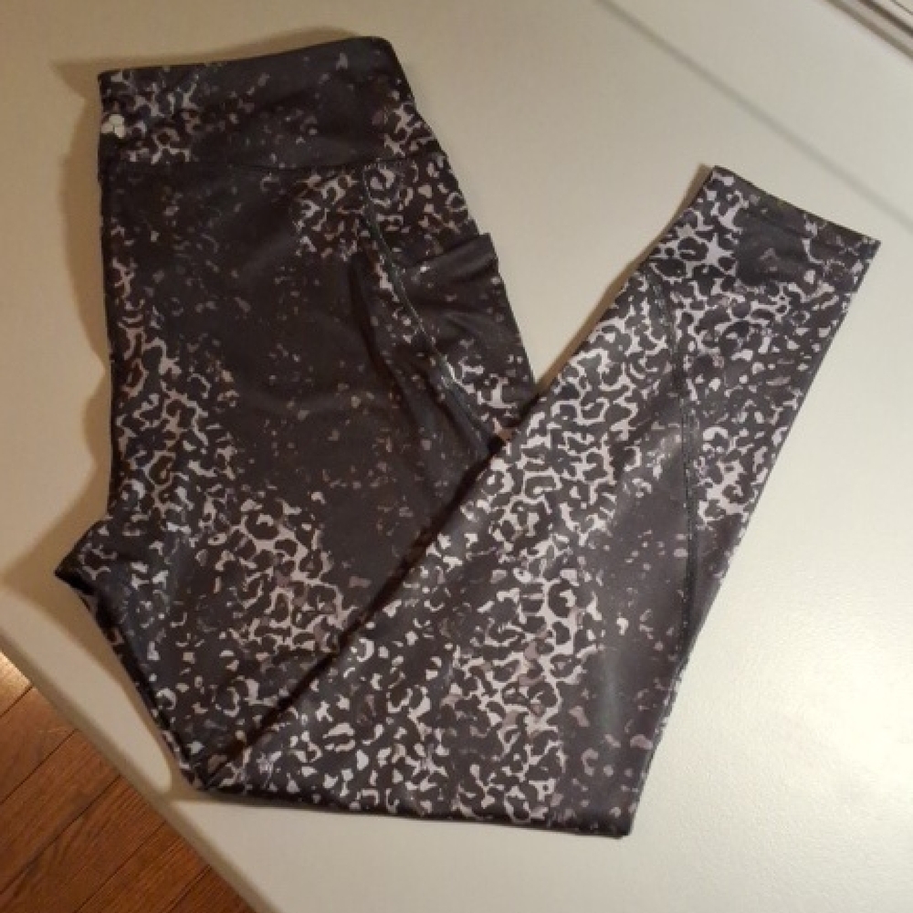 Tec Gear Black And Silver-ish Printed Leggings W/pockets